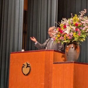 官民共創で地域は変わる ― 北川正恭さん講演